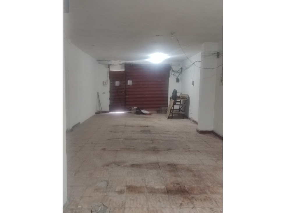 BODEGA EN ALQUILER Y VENTA EN EL CENTRO - 2