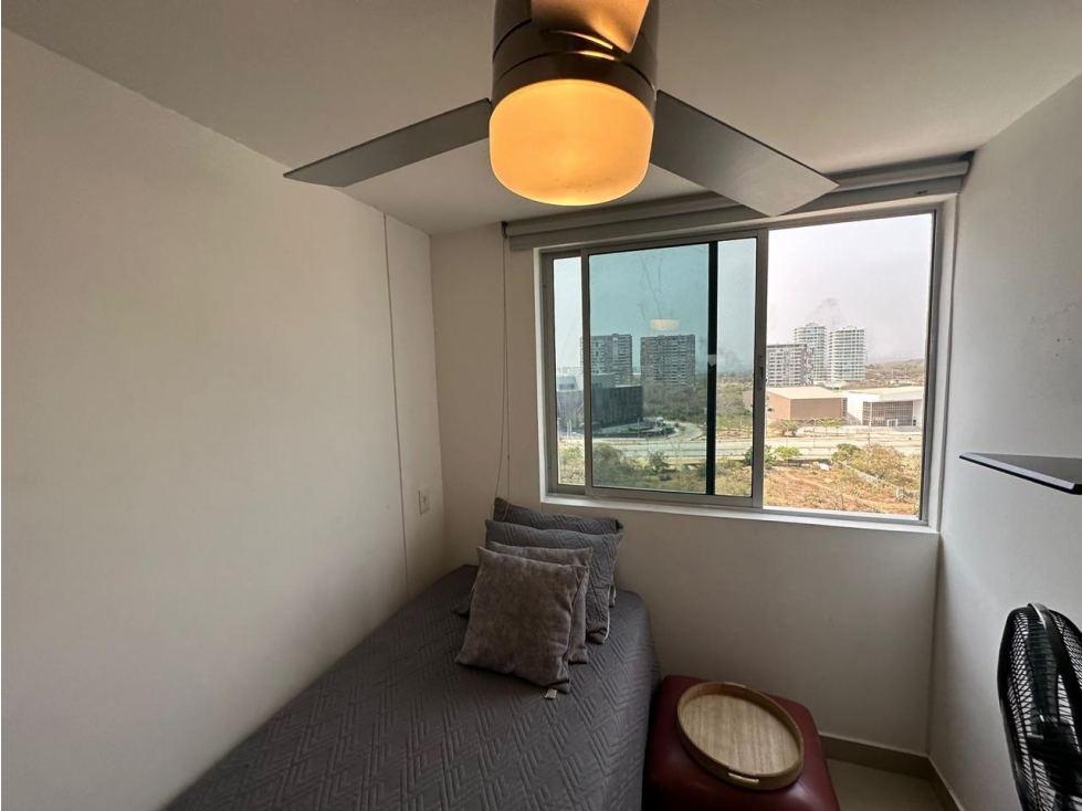 APARTAMENTO EN ALQUILER EN PORTAL DE GENOVES — foto 6