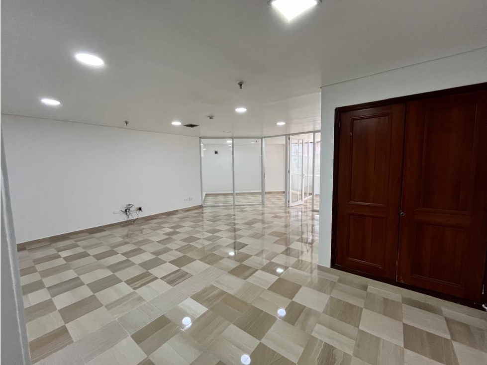 OFICINA EN VENTA EN VILLA COUNTRY - 3