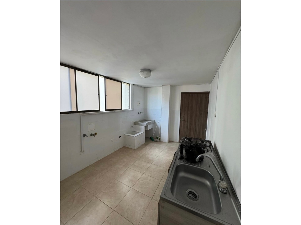 APARTAMENTO EN ALQUILER Y VENTA EN ALTOS DE RIOMAR — foto 2