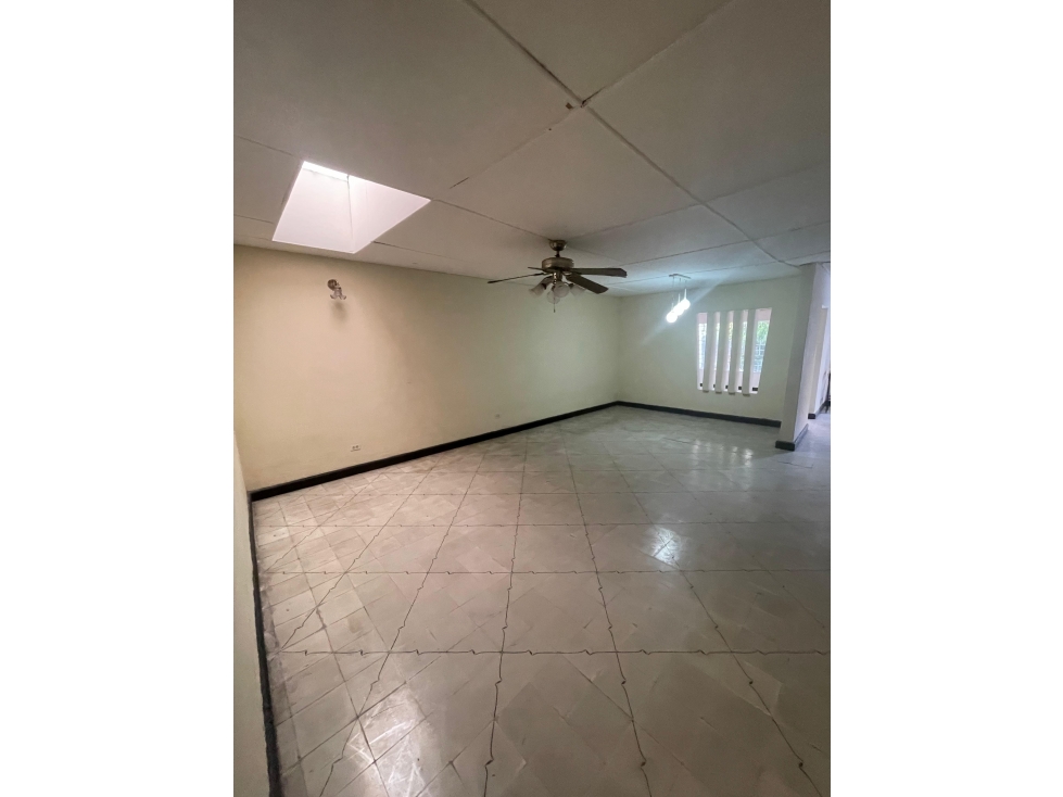 CASA EN VENTA EN EL POBLADO