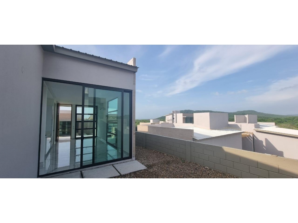 CASA EN VENTA EN BAJO OSTION — foto 6