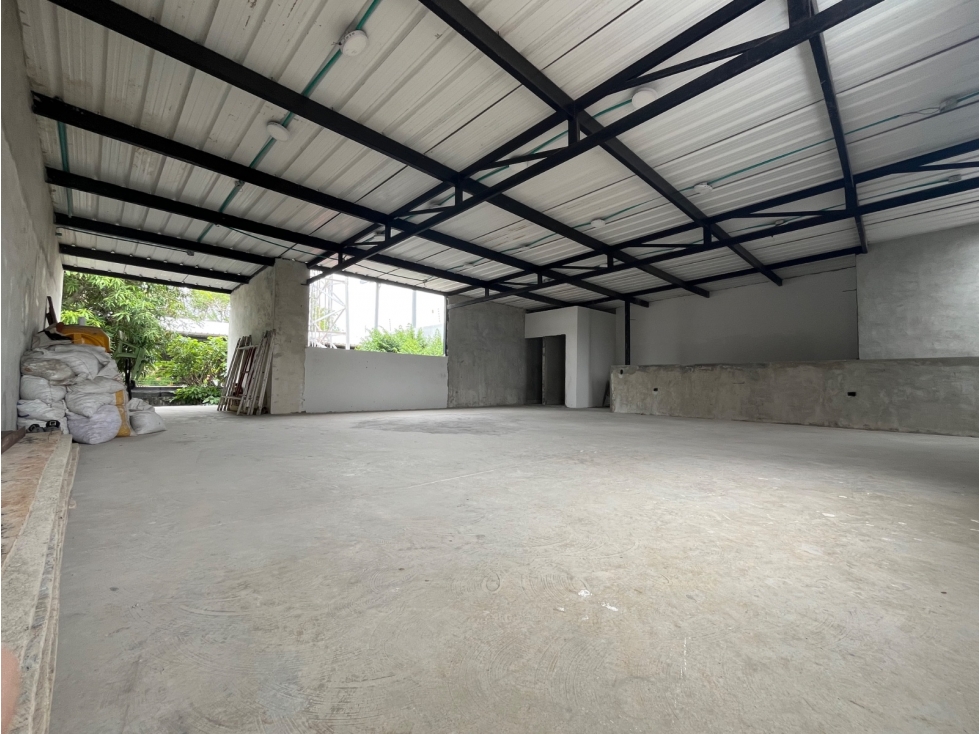 LOCAL EN ARRIENDO EN LOS ANDES — foto 2