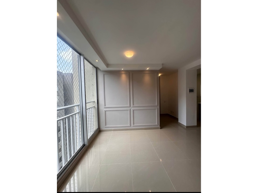 APARTAMENTO SEMINUEVO EN VENTA EN ALAMEDA DEL RIO — foto 3