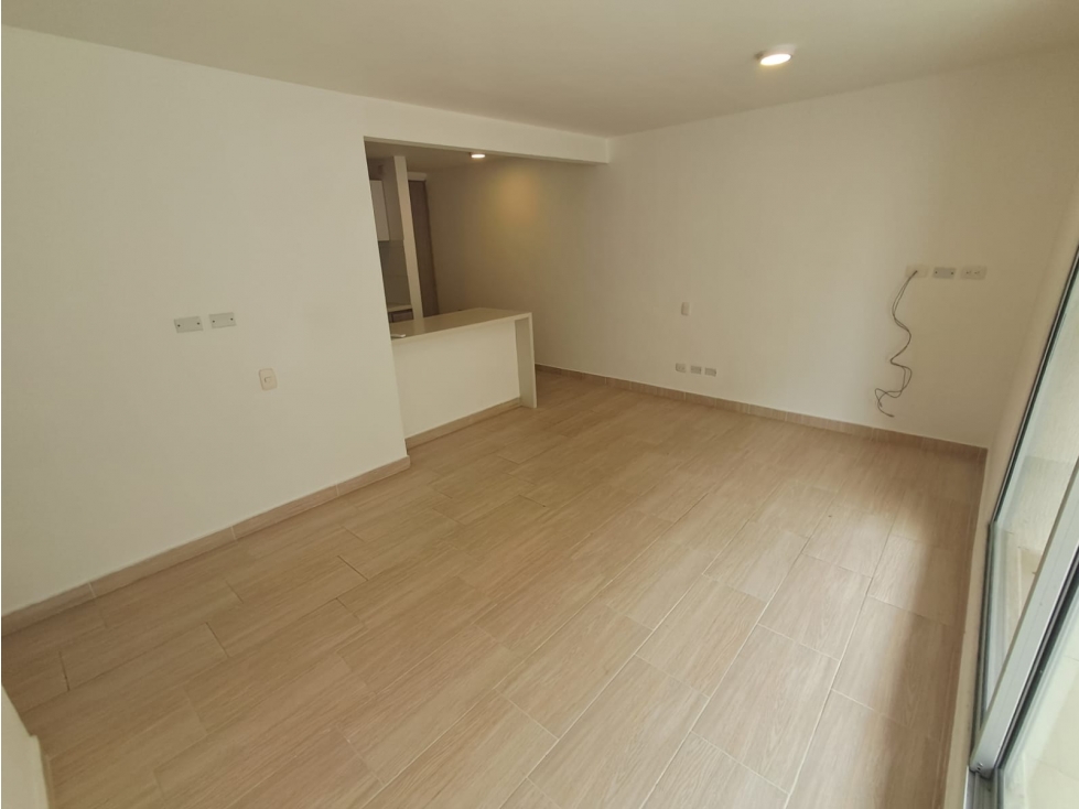APARTAMENTO EN ARRIENDO EN RIO ALTO — foto 4