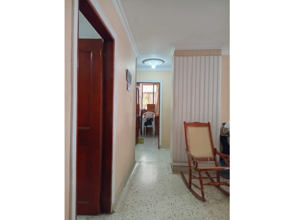 APARTAMENTO EN ARRIENDO EN VENTA EN LAS DELICIAS — foto 6