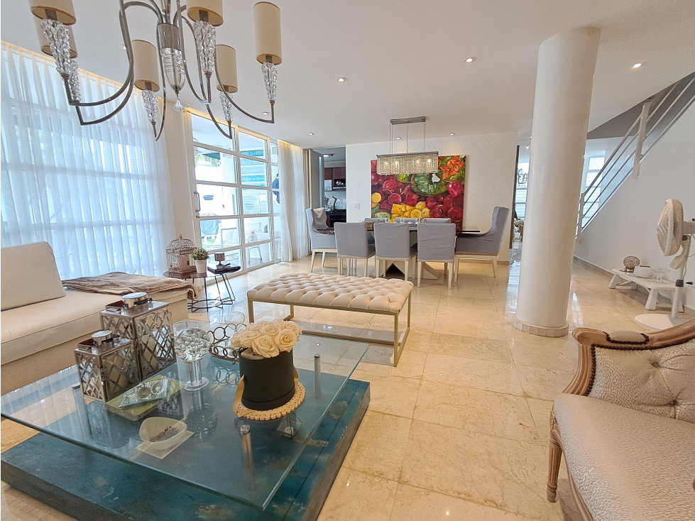 CASA EN VENTA EN LA CASTELLANA