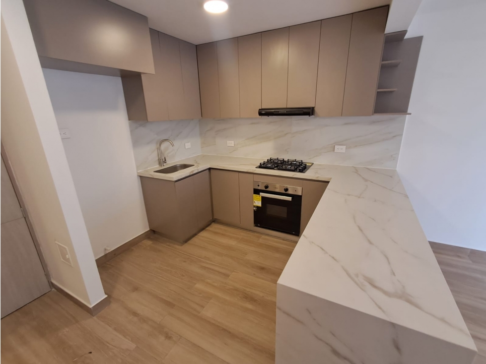 APARTAMENTO PARA ESTRENAR EN ARRIENDO EN RIO ALTO — foto 4