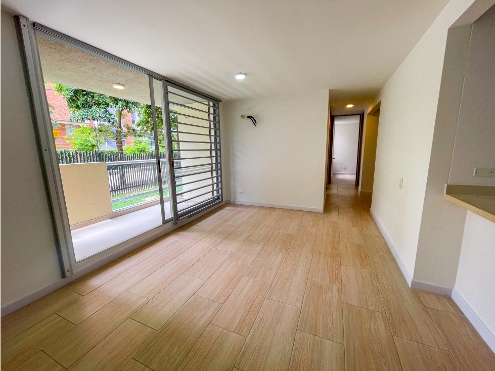 APARTAMENTO EN ARRIENDO EN RIO ALTO — foto 4