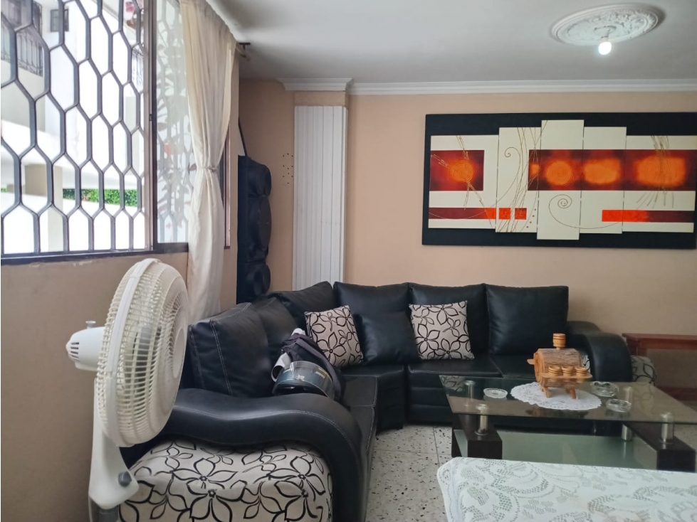 APARTAMENTO EN ARRIENDO EN VENTA EN LAS DELICIAS — foto 3