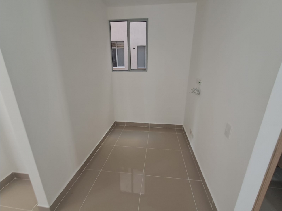 APARTAMENTO EN ARRIENDO EN RIO ALTO — foto 6