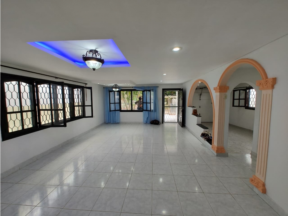 CASA EN ARRIENDO EN PARAISO
