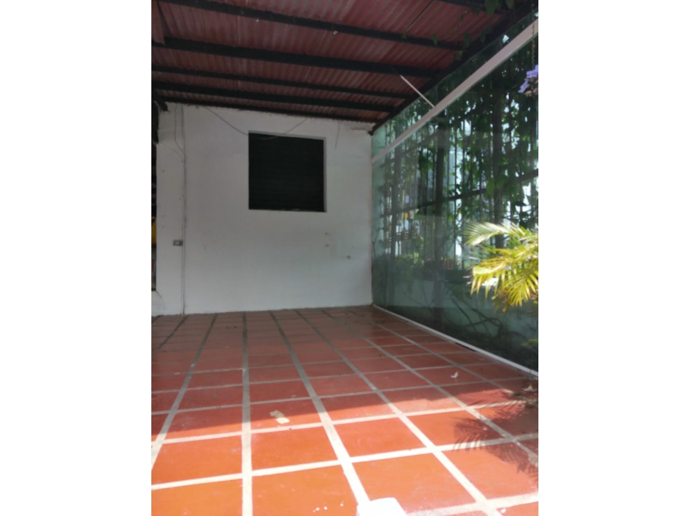 LOCAL CON TERRAZA EN ALQUILER EN EL TABOR — foto 4