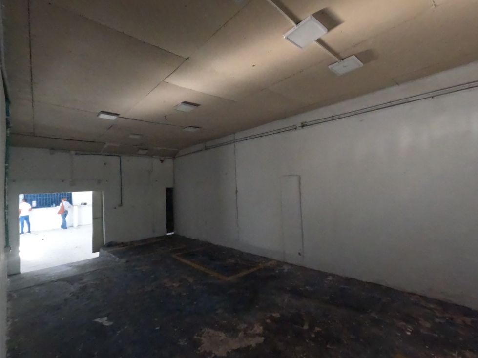 BODEGA EN ALQUILER EN BARRIO ABAJO - 4