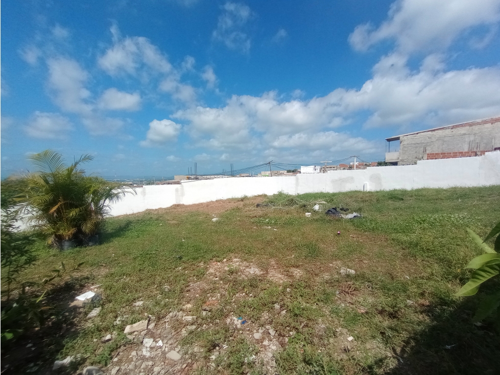 LOTE EN ALQUILER Y VENTA EN EL RUBI - 2