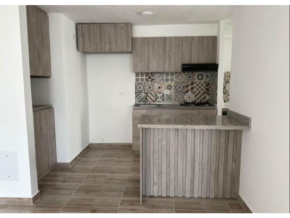 APARTAMENTO EN ALQUILER EN CIUDAD MALLORQUIN — foto 2