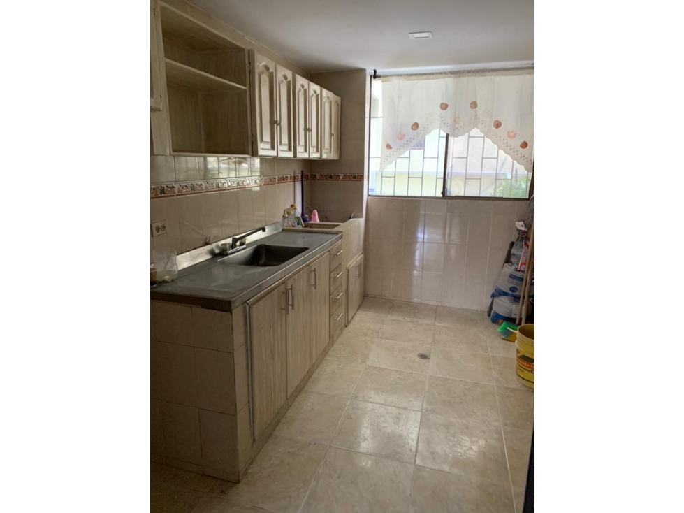 APARTAMENTO EN VENTA EN RIOMAR — foto 3