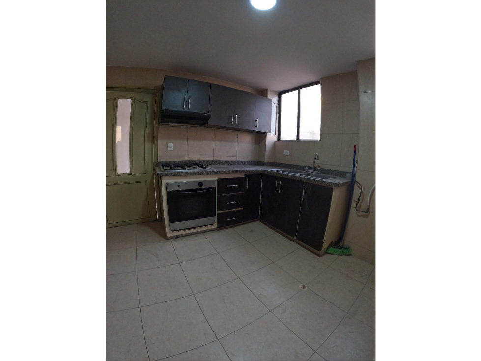 APARTAMENTO EN ALQUILER Y VENTA EN RIOMAR — foto 3