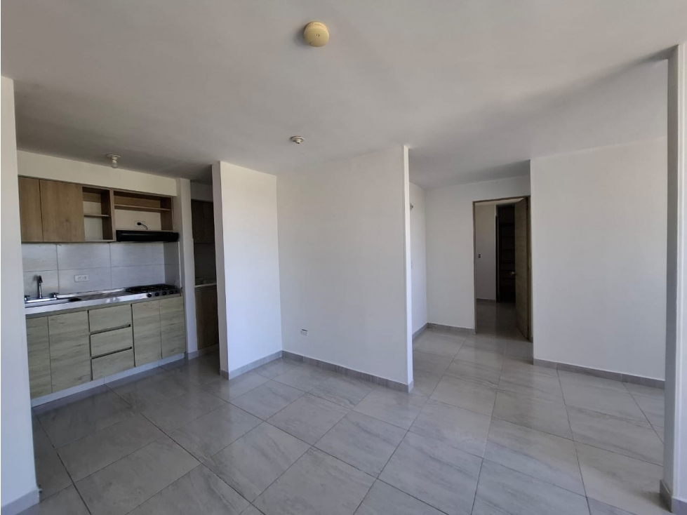 APARTAMENTO EN ALQUILER EN ALAMEDA DEL RIO — foto 2