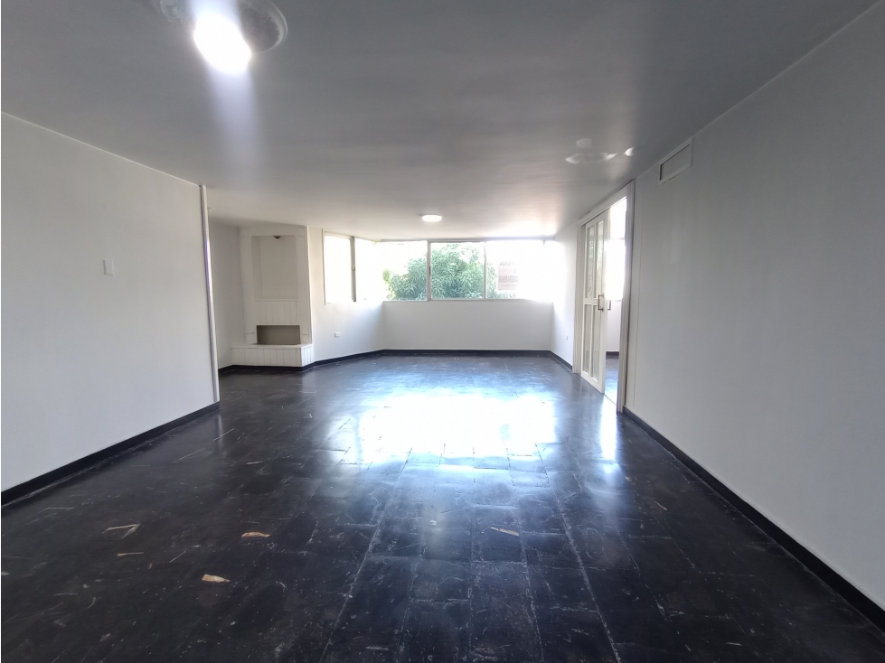 ARRIENDO APARTAMENTO EN EL GOLF