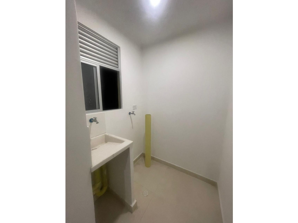 APARTAMENTO EN ALQUILER EN ALAMEDA DEL RIO — foto 6