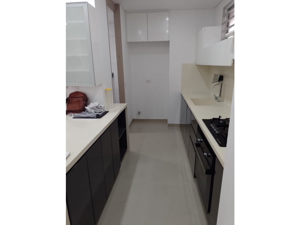 APARTAMENTO EN VENTA Y ARRIENDO EN PORTAL DE GENOVES — foto 3