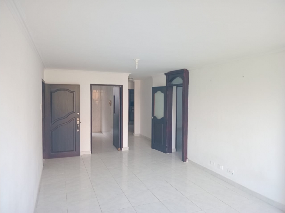 APARTAMENTO EN ARRIENDO Y VENTA EN RIOMAR