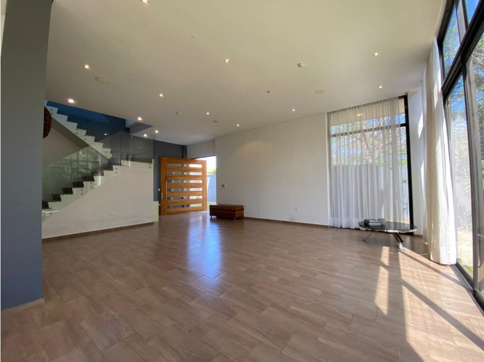 CASA EN VENTA EN ALTOS DE PRADOMAR — foto 4
