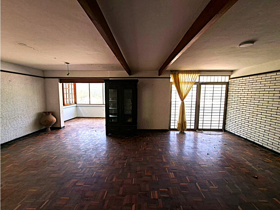 CASA EN VENTA EN LOS ALPES