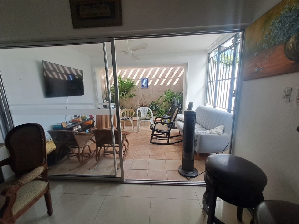CASA EN VENTA EN RIOMAR — foto 4