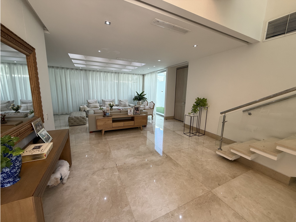 CASA DE TRES NIVELES EN VENTA EN VILLA CAMPESTRE — foto 6