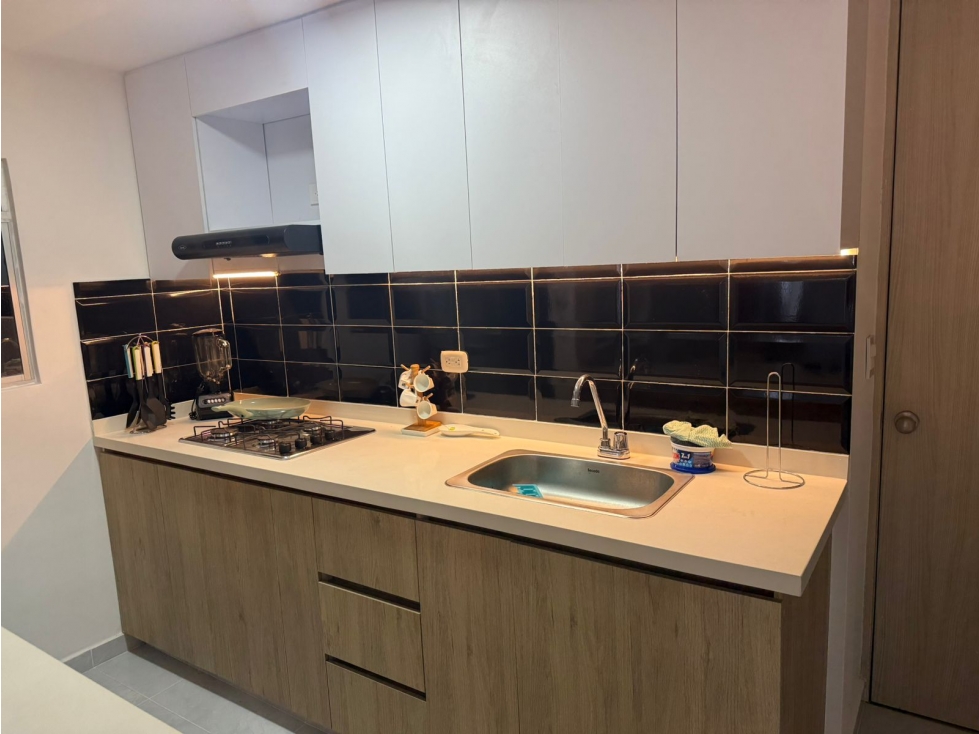 APARTAMENTO SEMINUEVO EN VENTA EN MIRAMAR