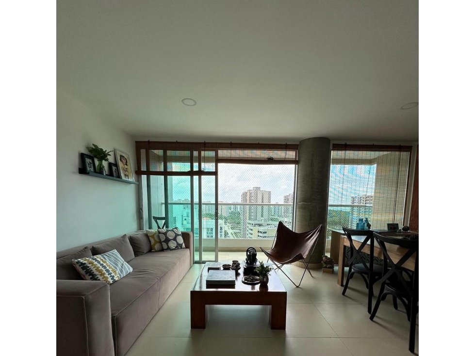 APARTAMENTO EN VENTA EN RIOMAR — foto 3