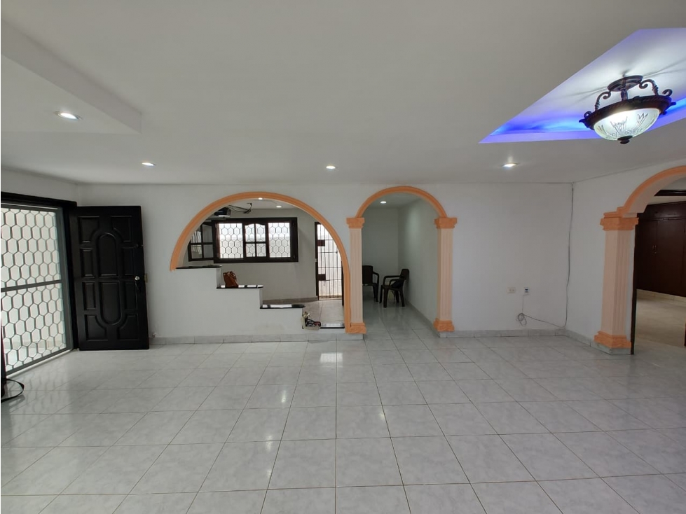 CASA EN ARRIENDO EN PARAISO — foto 2