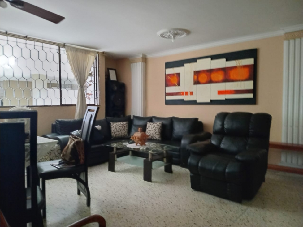 APARTAMENTO EN ARRIENDO EN VENTA EN LAS DELICIAS