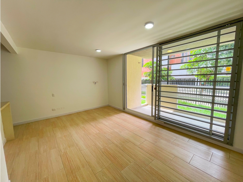 APARTAMENTO EN ARRIENDO EN RIO ALTO — foto 6