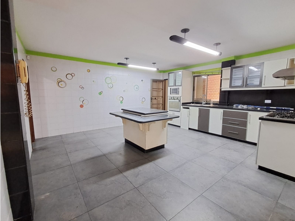 CASA EN ARRIENDO Y VENTA EN ALTOS DEL LIMÓN