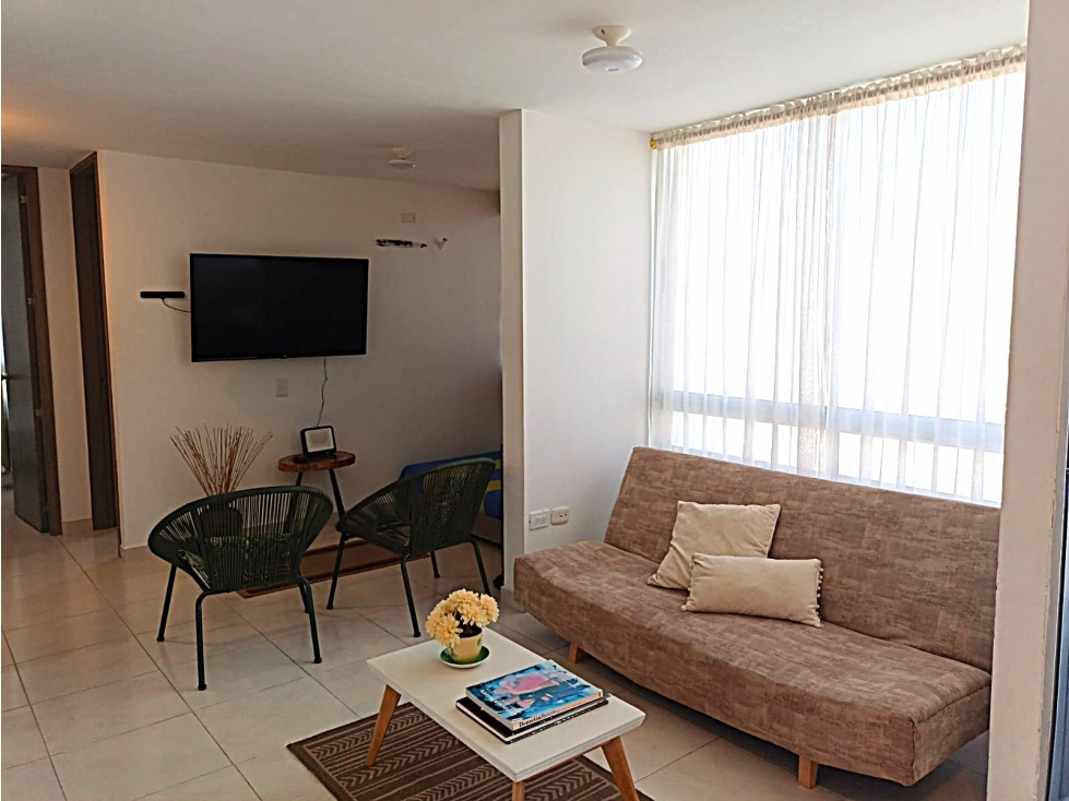 APARTAMENTO AMOBLADO EN ARRIENDO EN MIRAMAR
