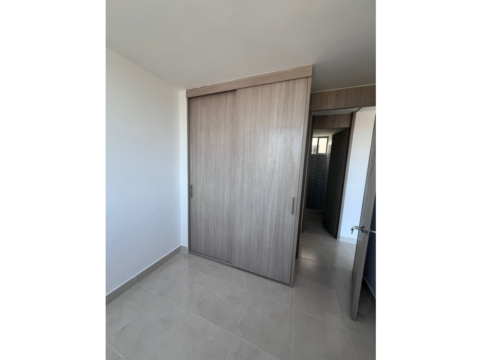 APARTAMENTO PARA ESTRENAR EN ALQUILER Y VENTA EN ALAMEDA DEL RIO — foto 5