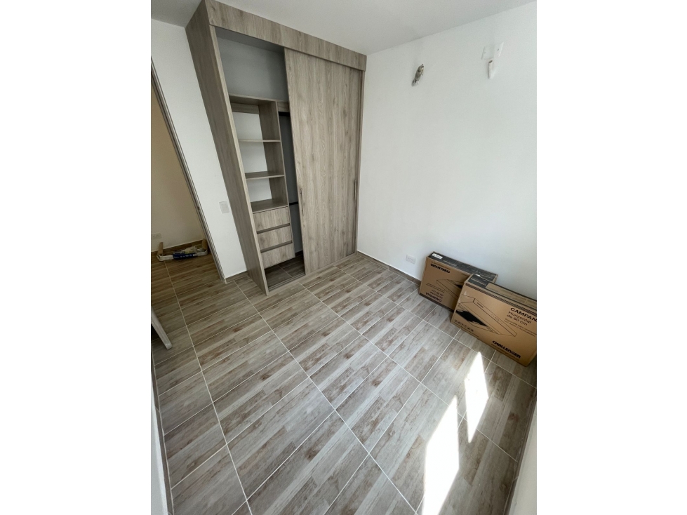 APARTAMENTO EN ALQUILER EN CIUDAD MALLORQUIN — foto 5
