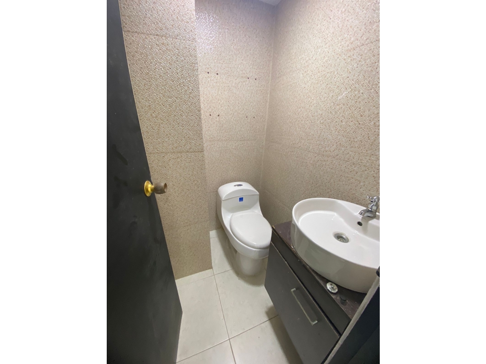 LOCAL EN ALQUILER EN ALTO PRADO — foto 4