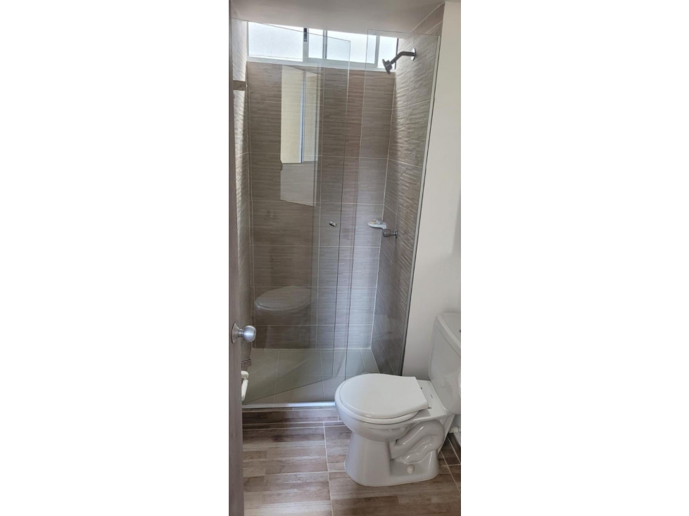 APARTAMENTO EN ALQUILER EN CIUDAD MALLORQUIN — foto 5