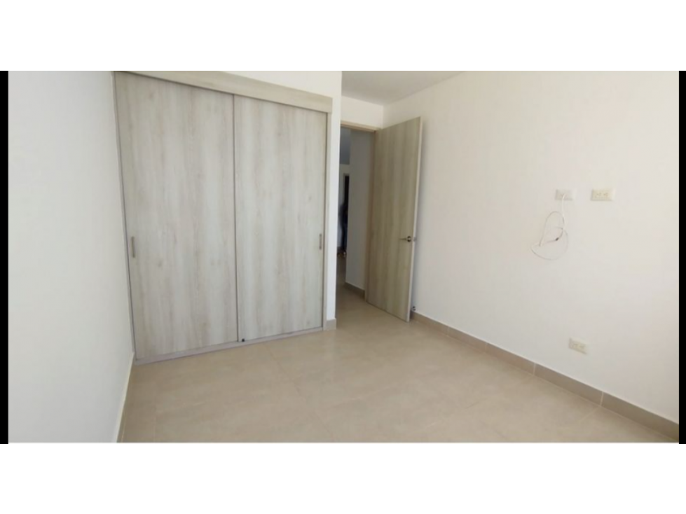 APARTAMENTO EN ALQUILER Y VENTA EN PUNTA ROCA — foto 3