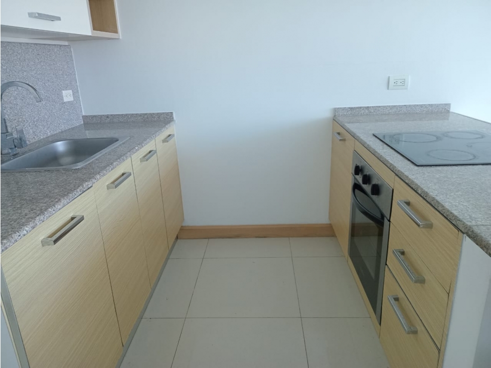 APARTAESTUDIO EN ALQUILER EN LA CASTELLANA — foto 5