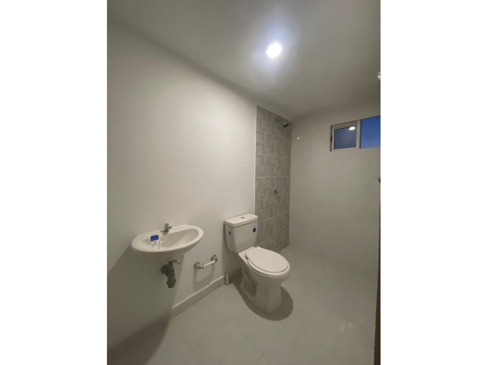 APARTAMENTO EN ALQUILER EN ALAMEDA DEL RIO — foto 5