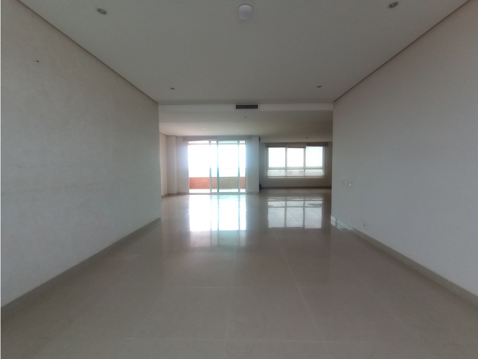 APARTAMENTO EN VENTA EN ALTOS DE RIOMAR — foto 3