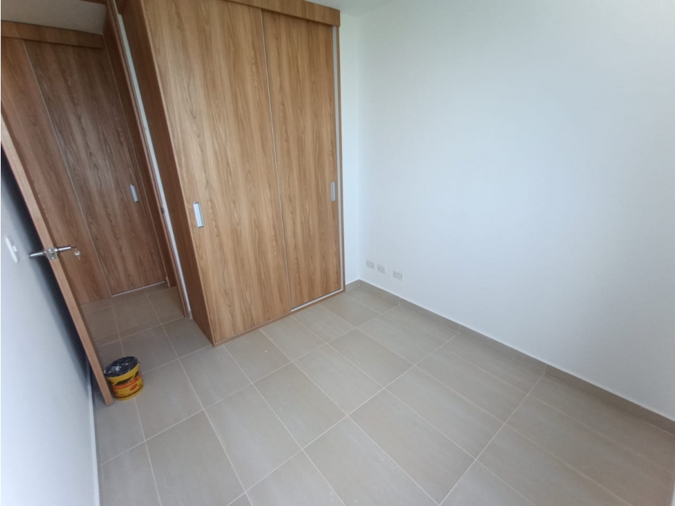 APARTAMENTO EN ARRIENDO EN RIO ALTO — foto 6