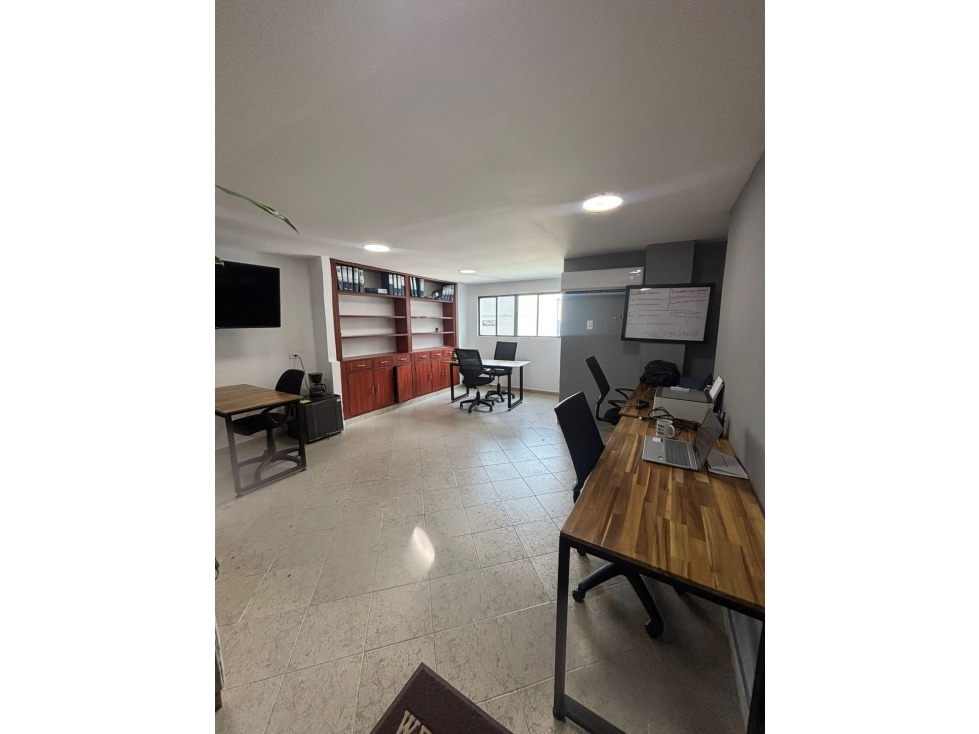 OFICINA SEMI AMOBLADA EN ARRIENDO EN ALTO PRADO