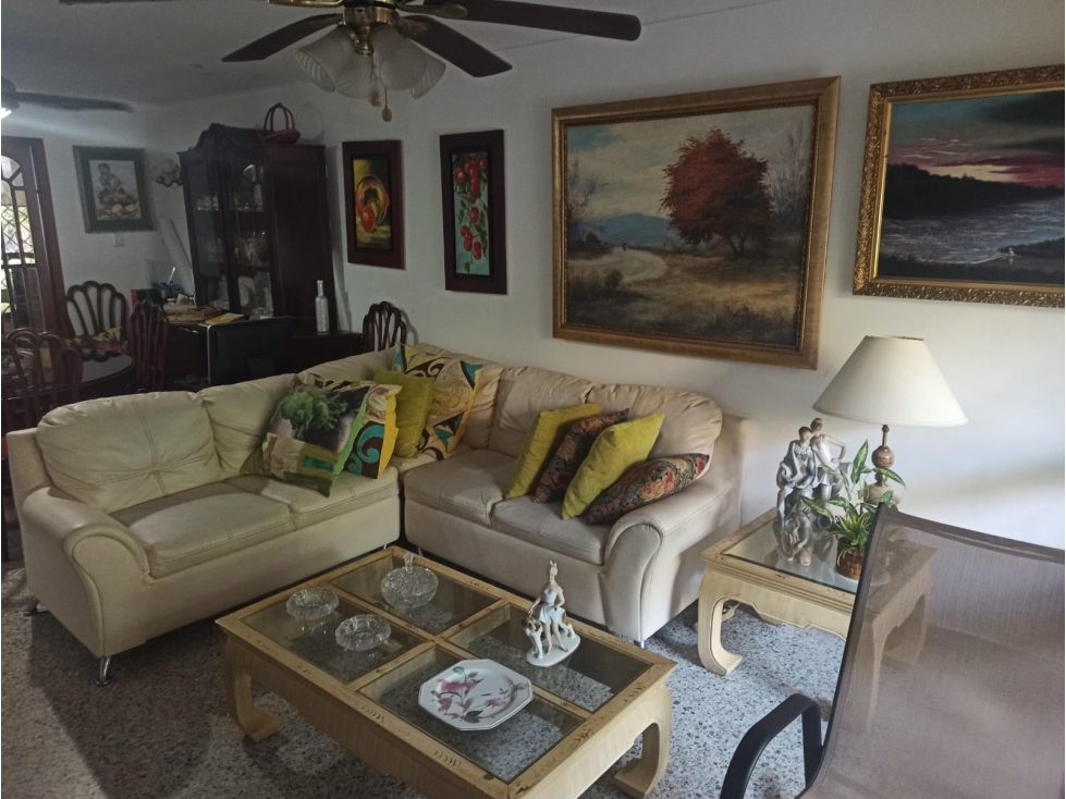 CASA EN VENTA EN RIOMAR