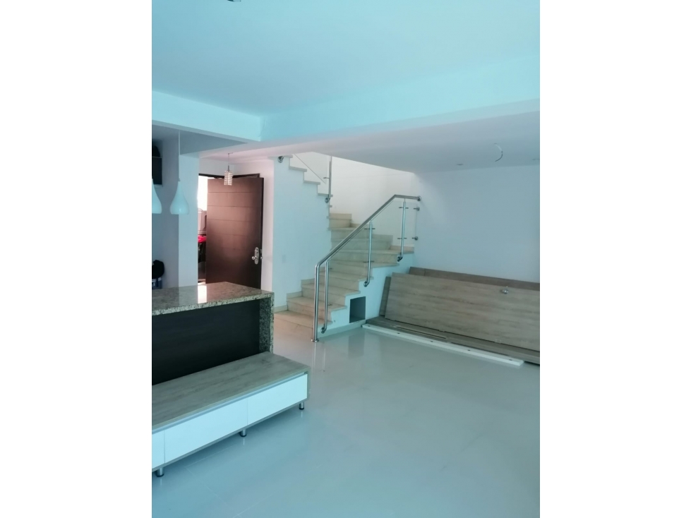 CASA DÙPLEX EN VENTA EN LA CASTELLANA - 1